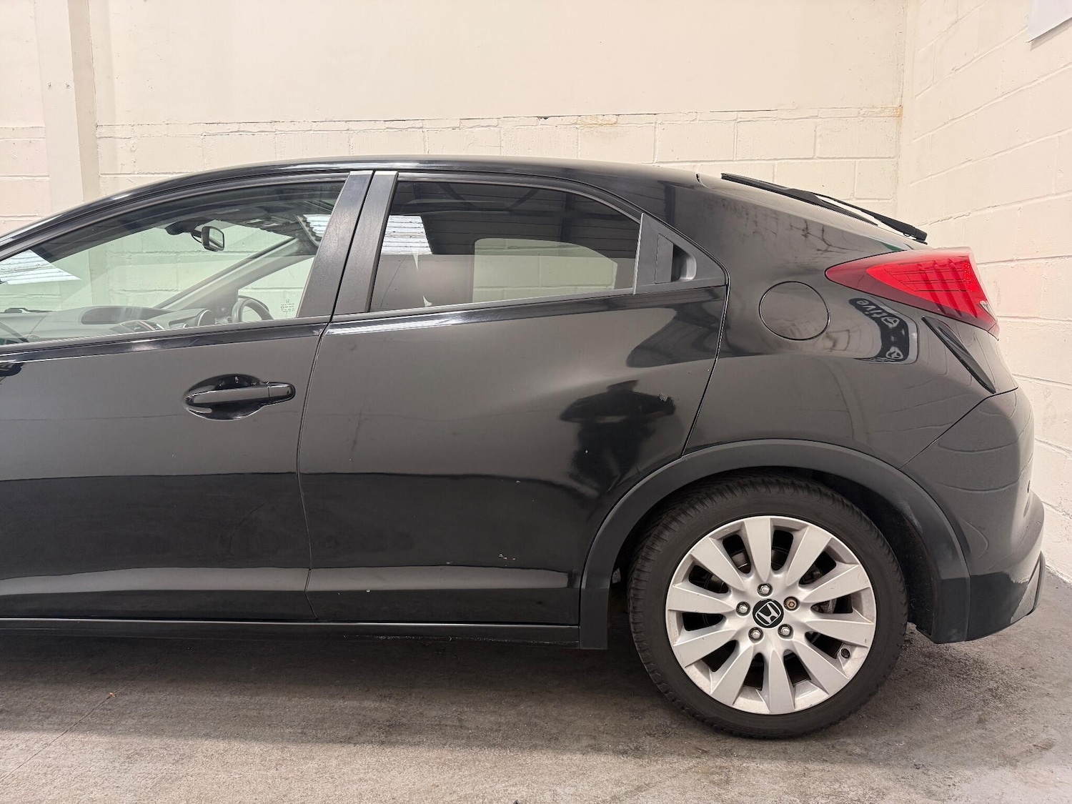 Used Honda Civic 2014 for sale - 76472631: Photo 13