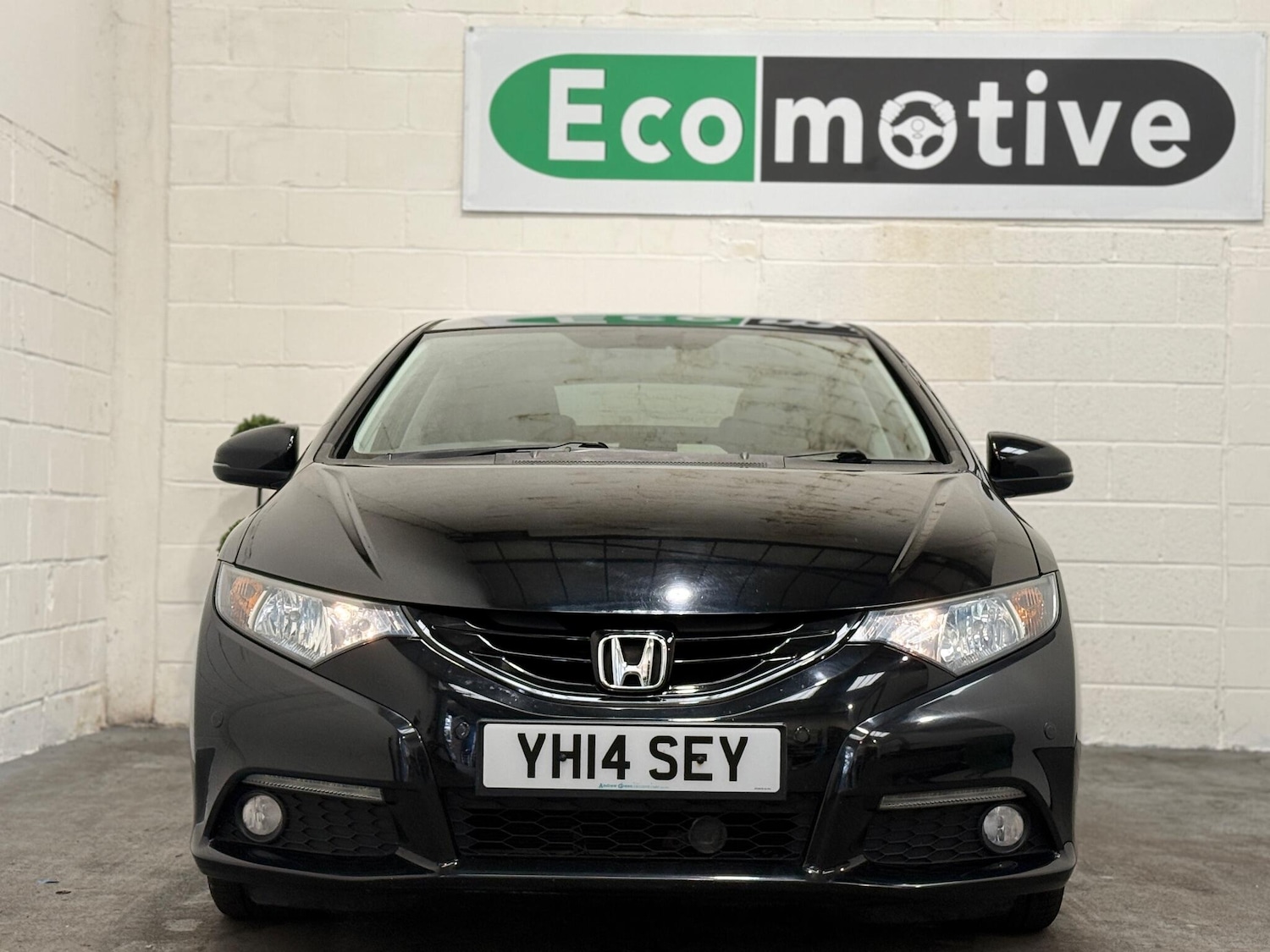 Used Honda Civic 2014 for sale - 76472631: Photo 3