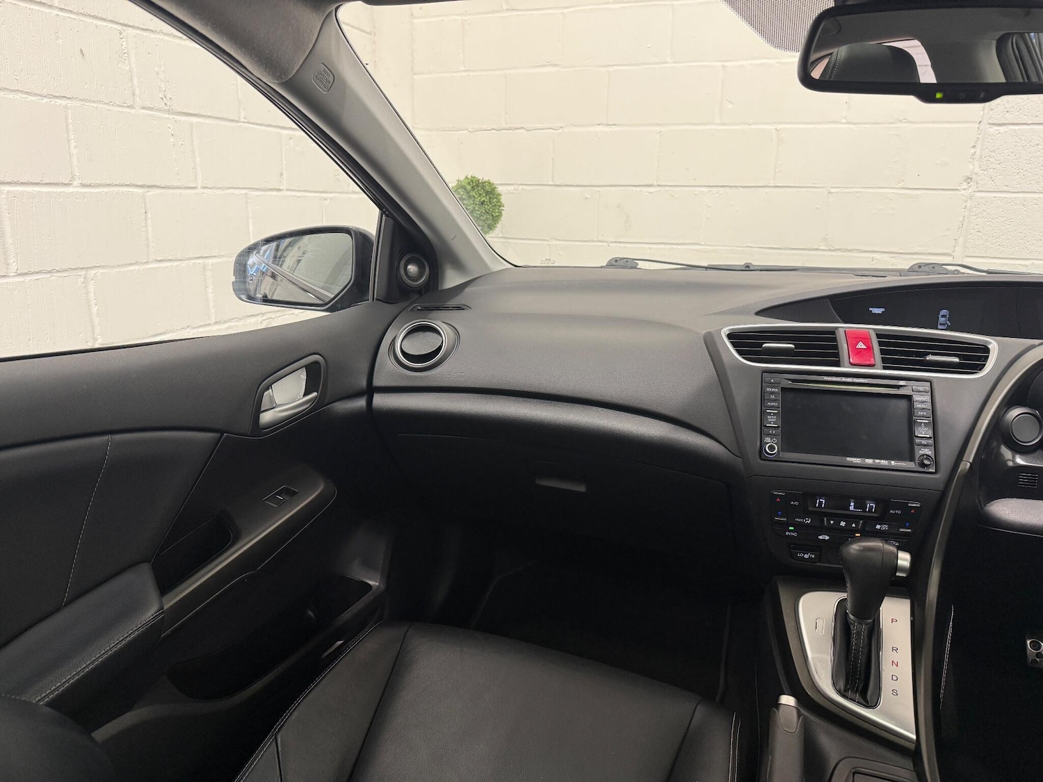 Used Honda Civic 2014 for sale - 76472631: Photo 33