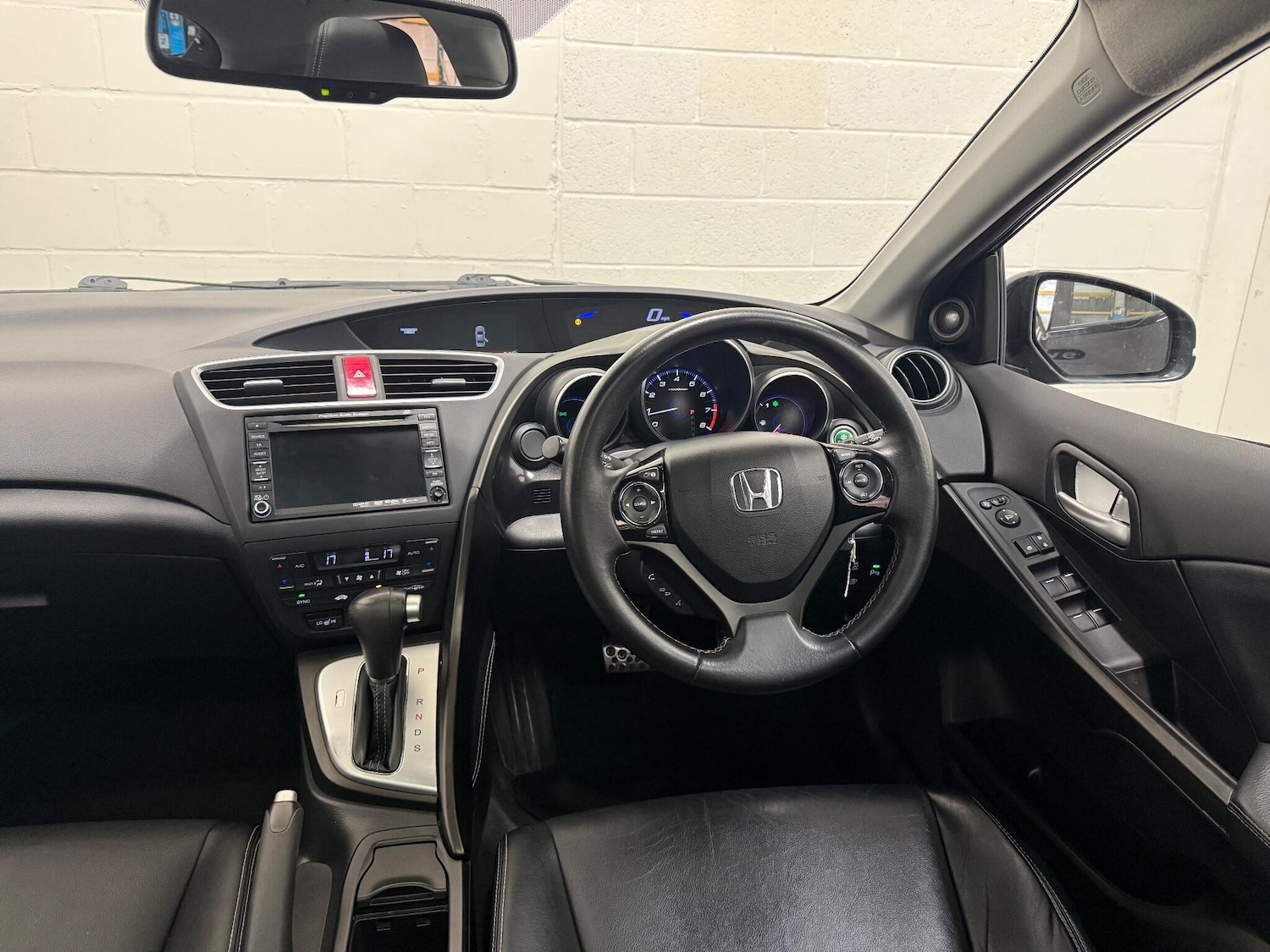 Used Honda Civic 2014 for sale - 76472631: Photo 34