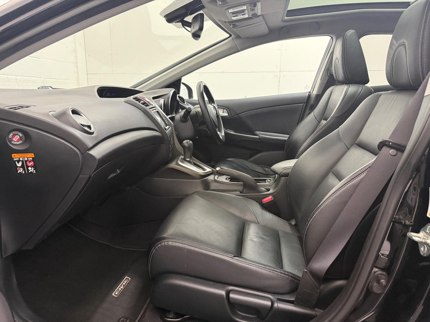 Used Honda Civic 2014 for sale - 76472631: Photo 38