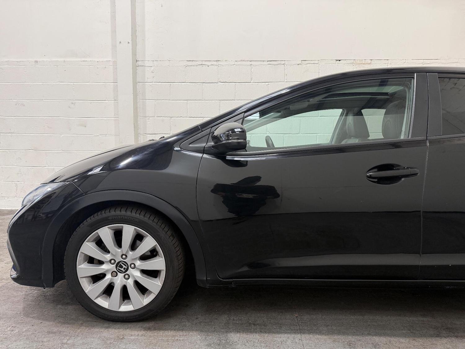 Used Honda Civic 2014 for sale - 76472631: Photo 8