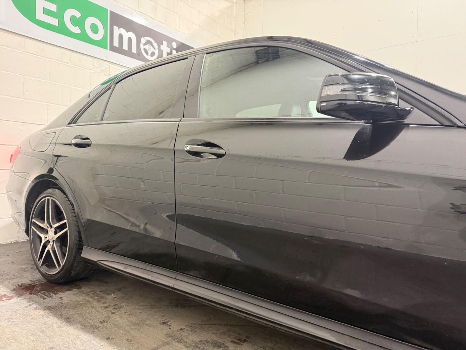 Used Mercedes-Benz E Class 2015 for sale - 77203041: Photo 4