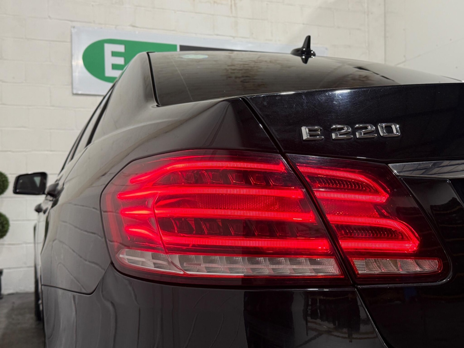 Used Mercedes-Benz E Class 2015 for sale - 77203041: Photo 40