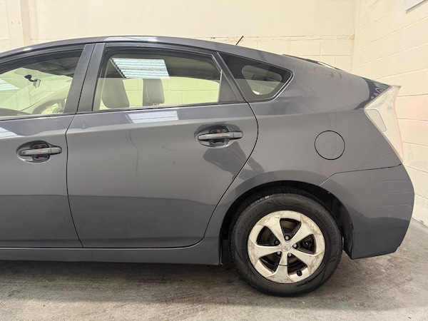 Used Toyota Prius 2015 for sale - 76326363: Photo 11