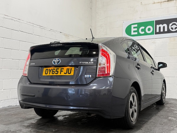 Used Toyota Prius 2015 for sale - 76326363: Photo 14