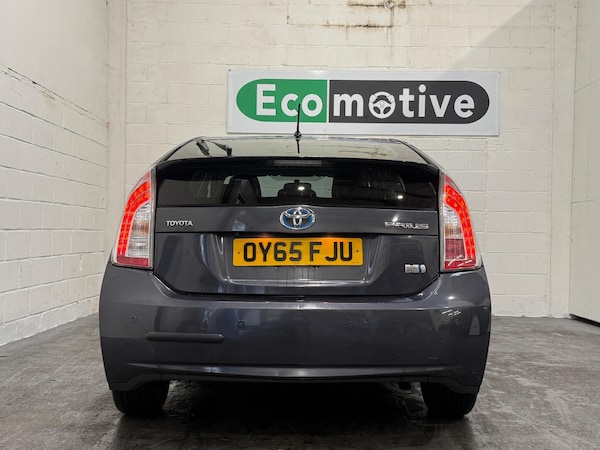 Used Toyota Prius 2015 for sale - 76326363: Photo 15
