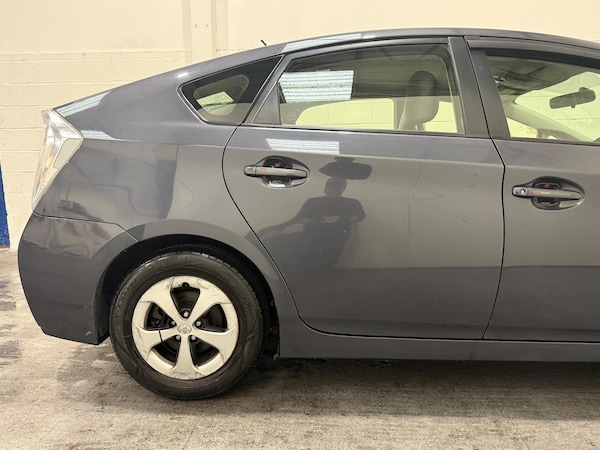 Used Toyota Prius 2015 for sale - 76326363: Photo 20