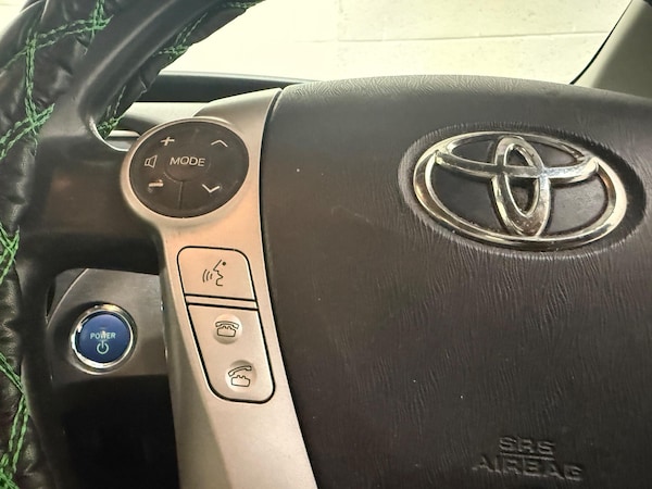 Used Toyota Prius 2015 for sale - 76326363: Photo 27