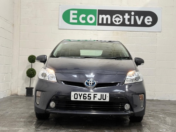 Used Toyota Prius 2015 for sale - 76326363: Photo 3
