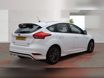 Used Ford Focus 2017 for sale - 78955872: Photo