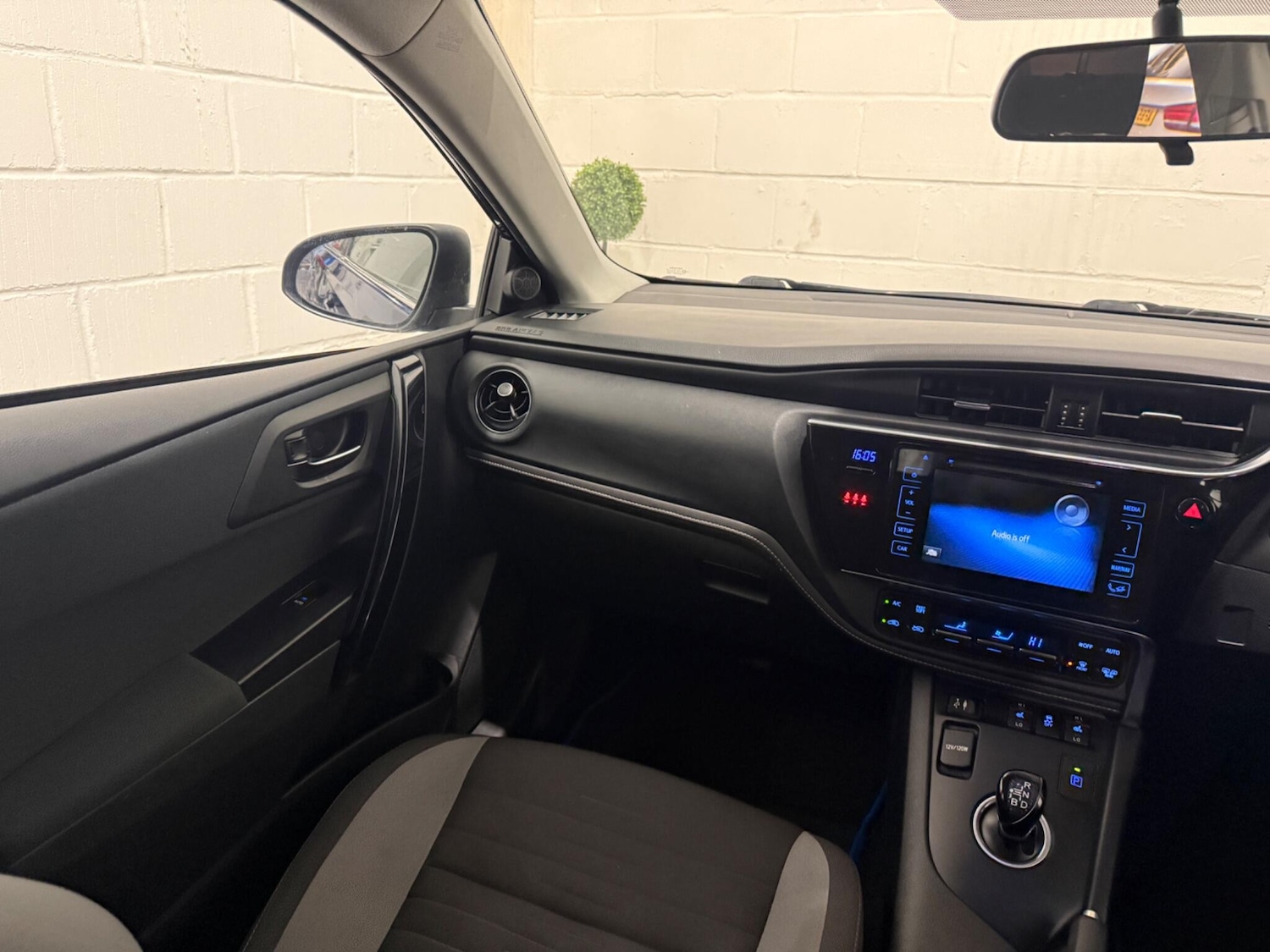 Used Toyota Auris for sale - 77190579: Photo 15