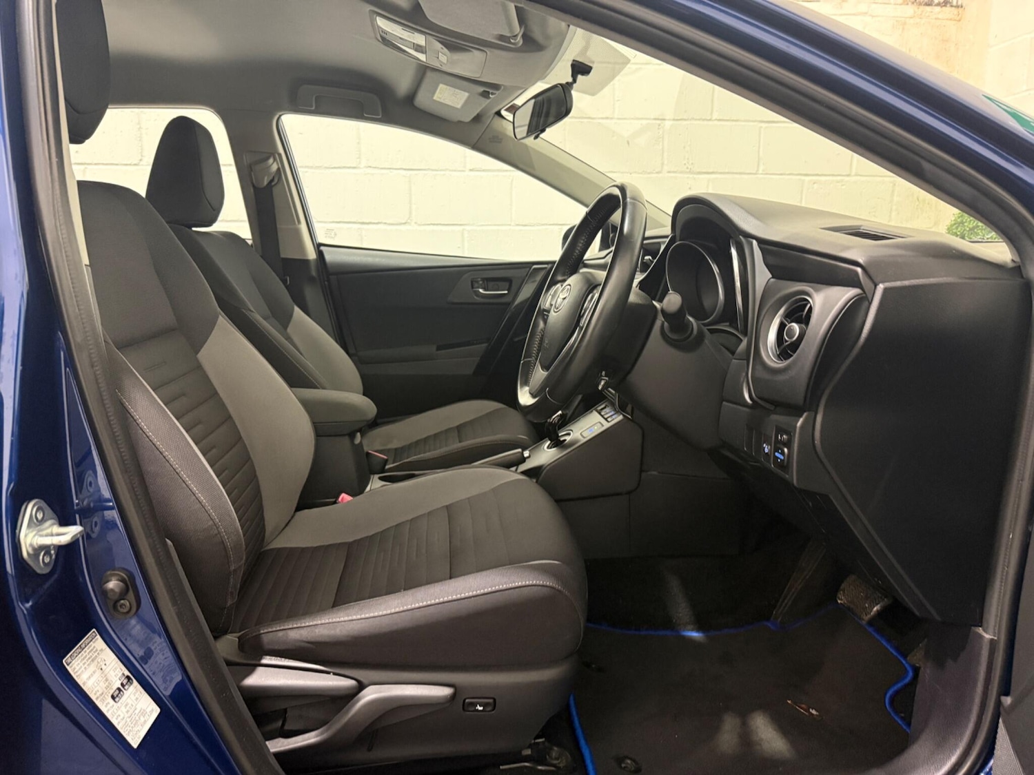 Used Toyota Auris for sale - 77190579: Photo 18