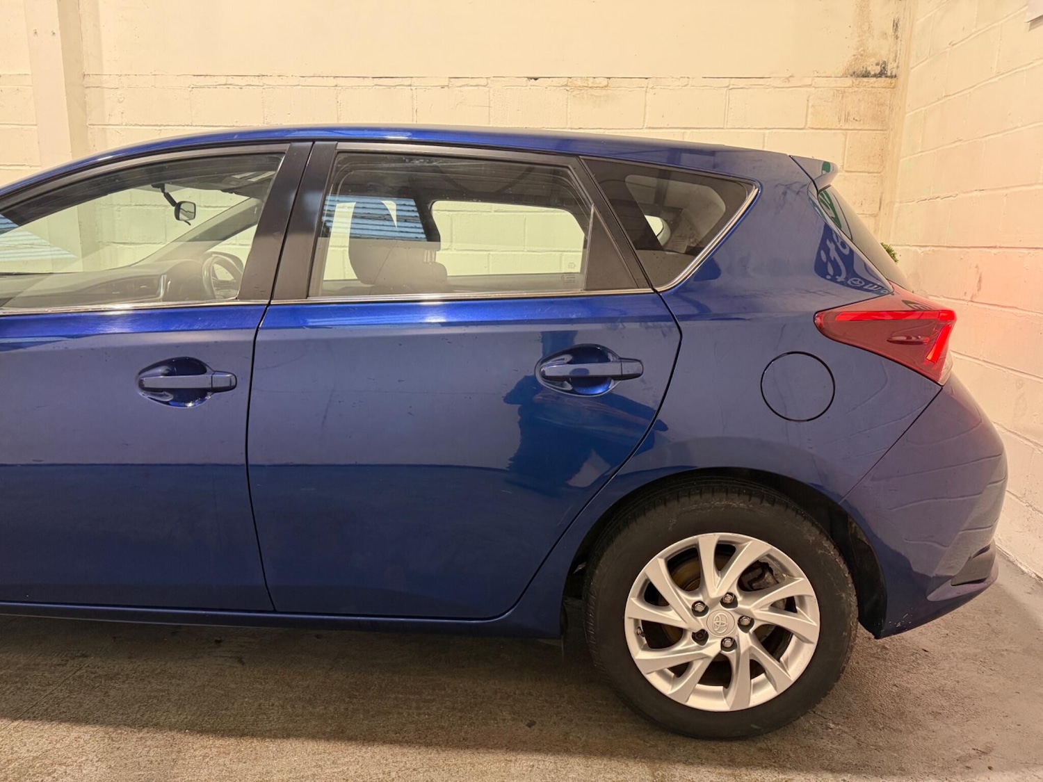 Used Toyota Auris for sale - 77190579: Photo 46