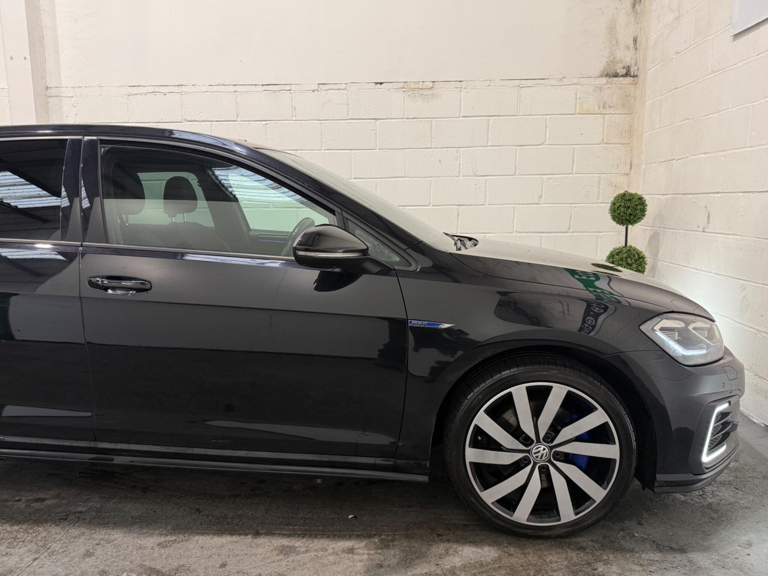 Used Volkswagen Golf 2017 for sale - 77163654: Photo 14