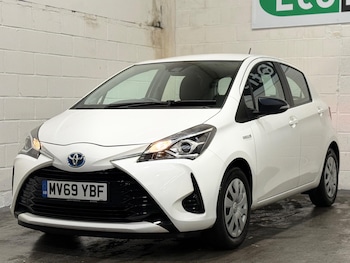 Used Toyota Yaris 2019 for sale - 77597998: Photo