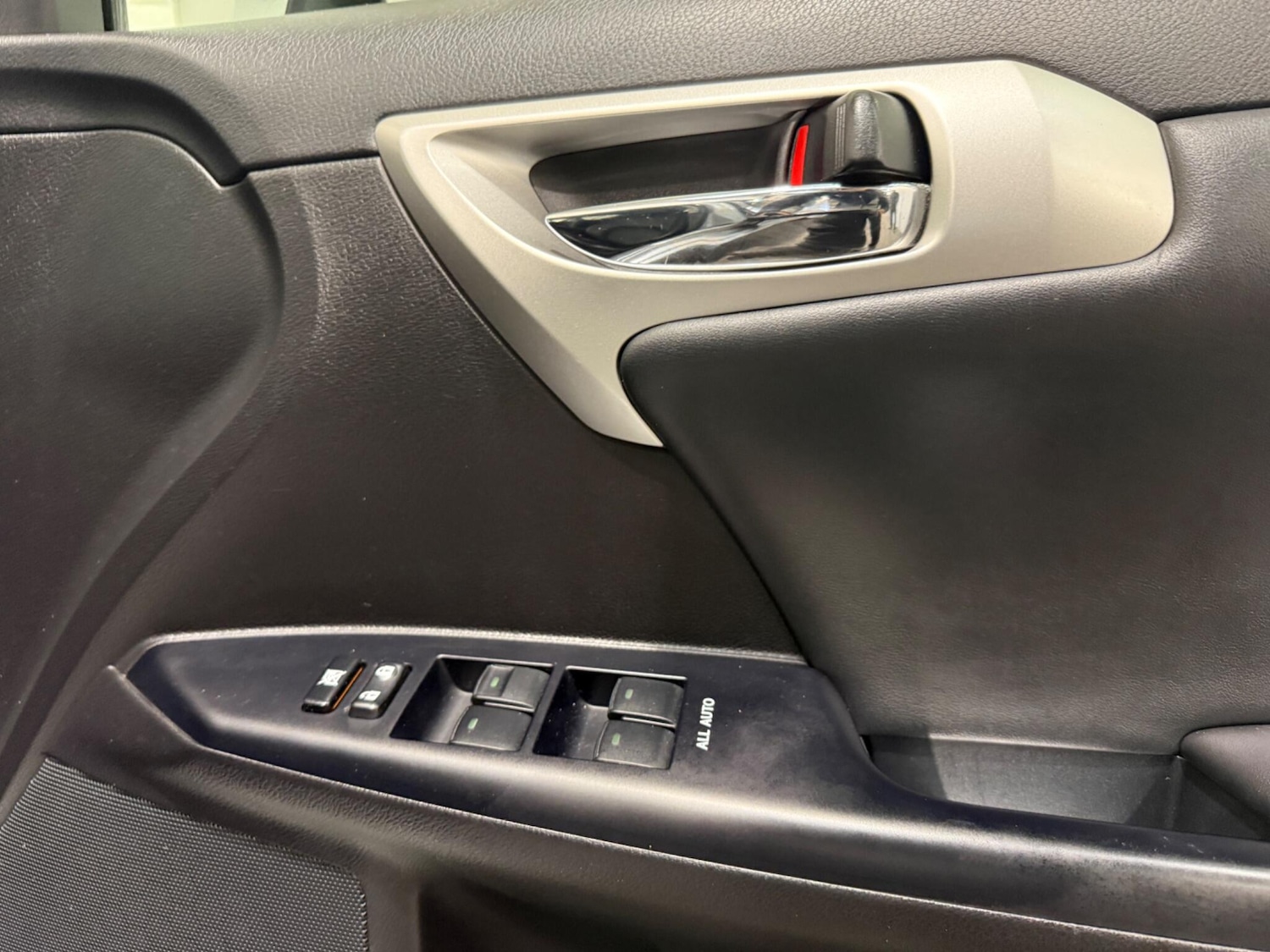 Used Lexus CT 2013 for sale - 77853451: Photo 29