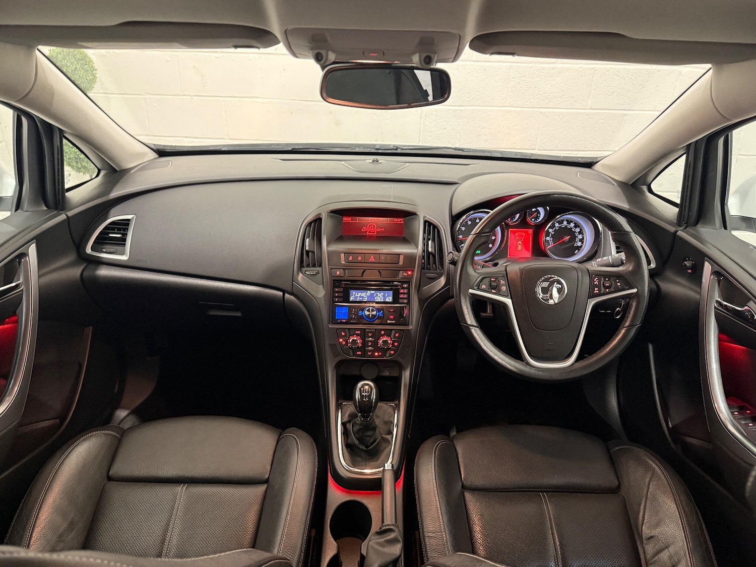 Used Vauxhall Astra 2013 for sale - 76371074: Photo 37