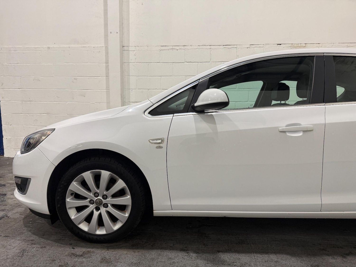 Used Vauxhall Astra 2013 for sale - 76371074: Photo 8