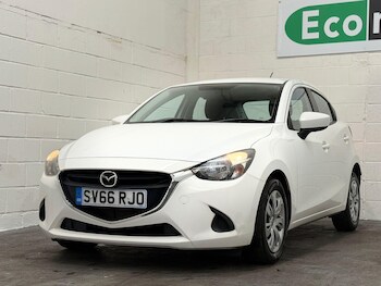 Used Mazda Mazda2 2016 for sale - 77175375: Photo