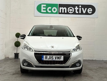 Used Peugeot 208 2015 for sale - 75543995: Photo
