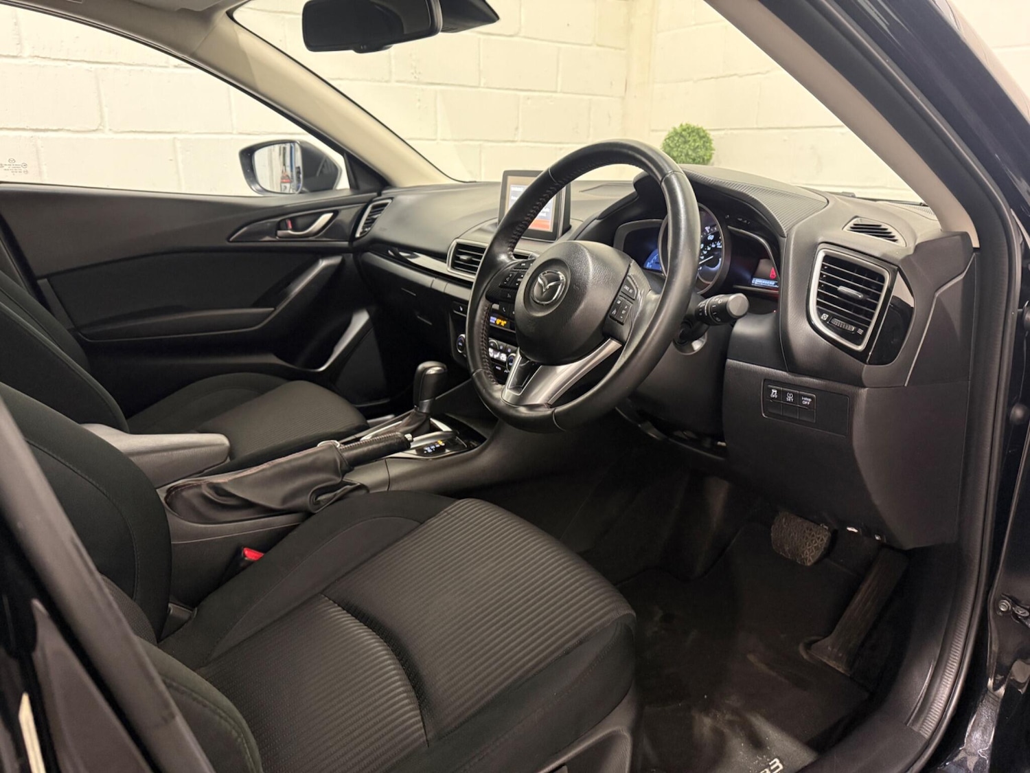 Used Mazda Mazda3 2016 for sale - 76701286: Photo 19