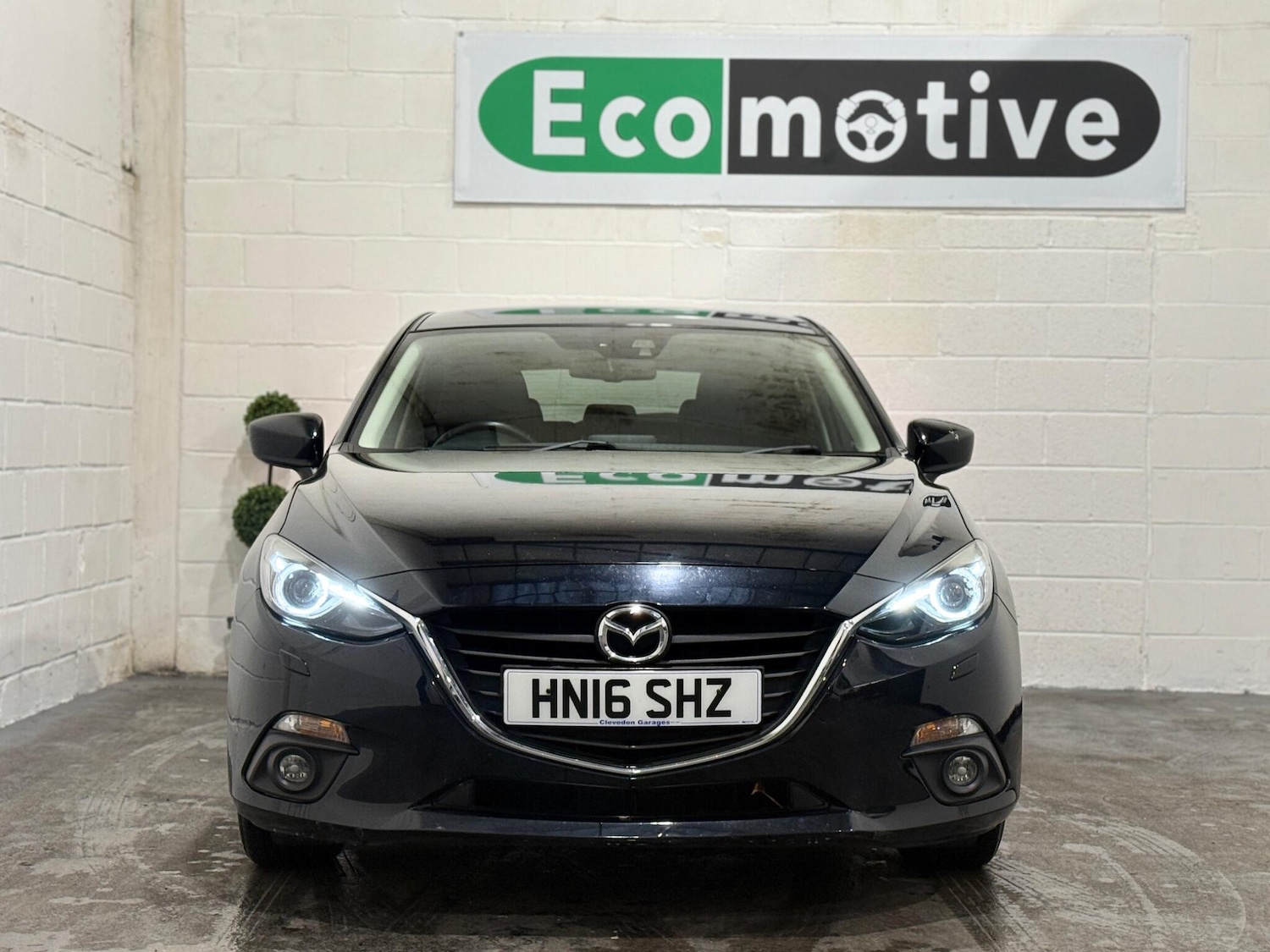 Used Mazda Mazda3 2016 for sale - 76701286: Photo 2
