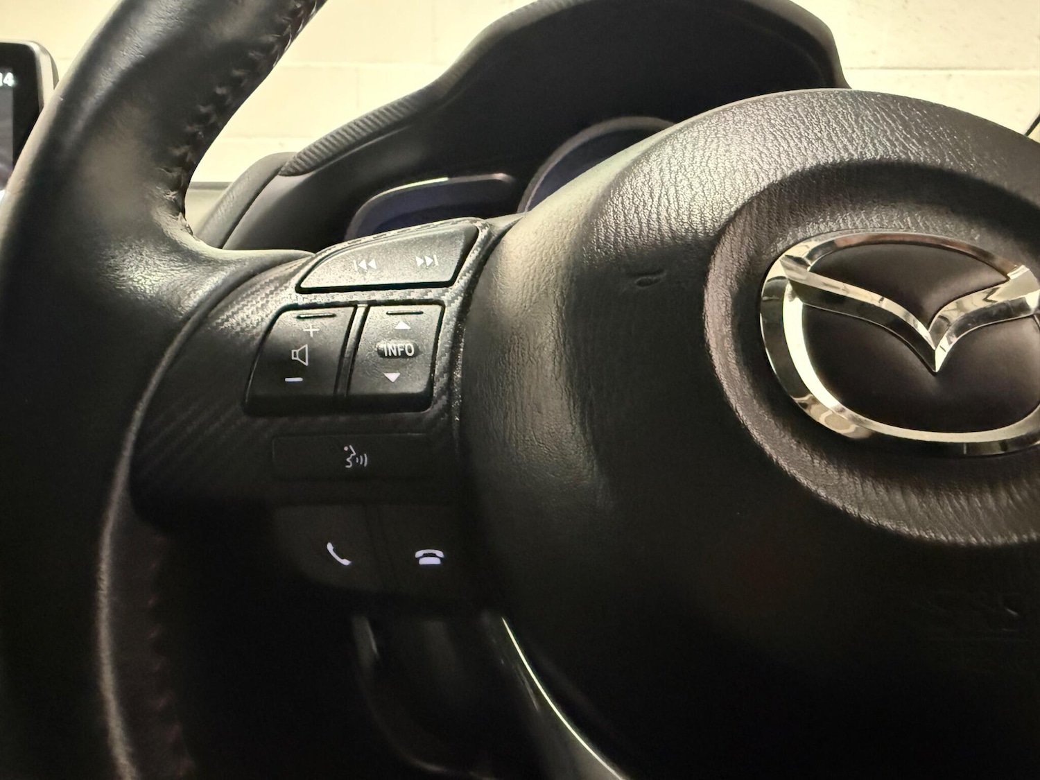 Used Mazda Mazda3 2016 for sale - 76701286: Photo 30