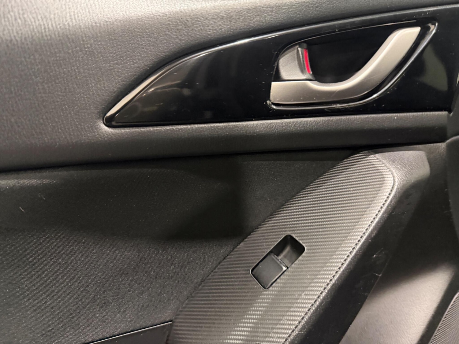 Used Mazda Mazda3 2016 for sale - 76701286: Photo 47