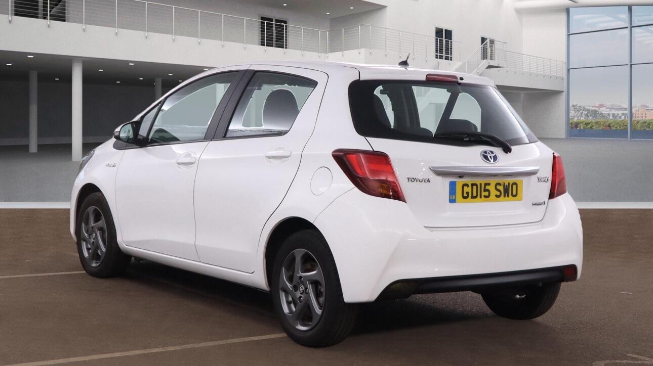 Used Toyota Yaris 2015 for sale - 76592533: Photo 4