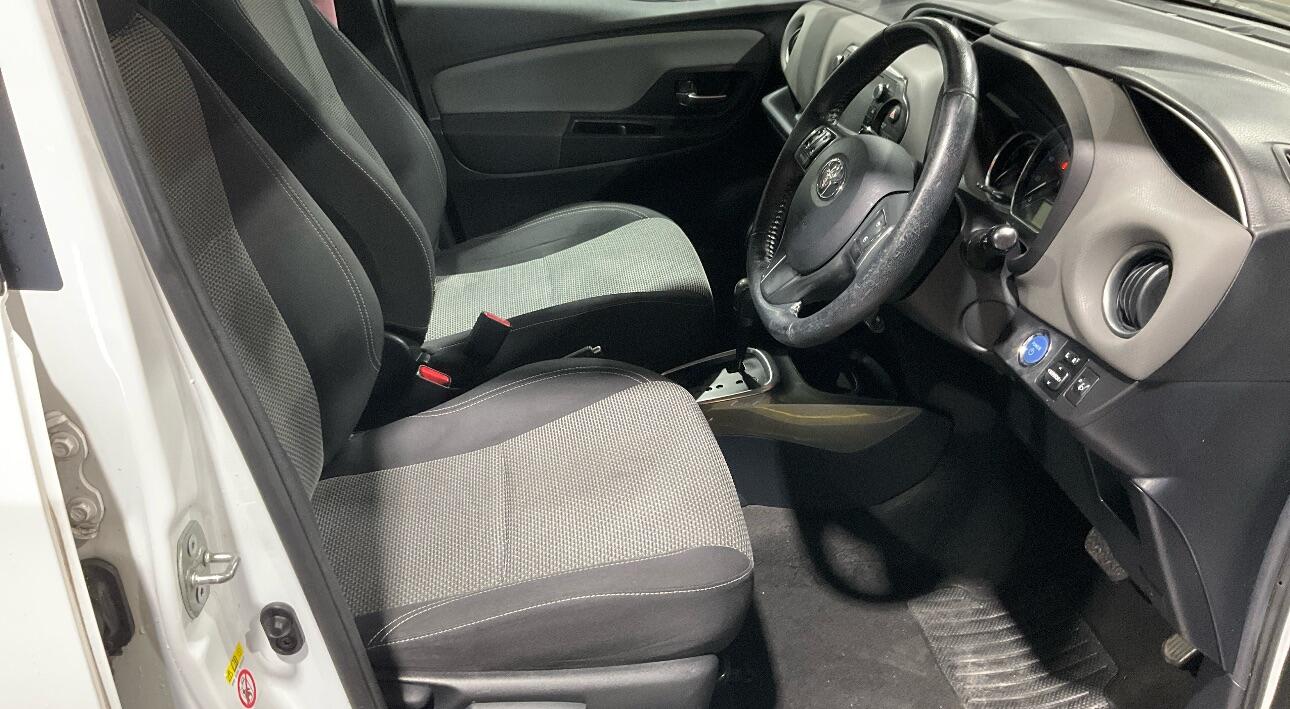 Used Toyota Yaris 2015 for sale - 76592533: Photo 5