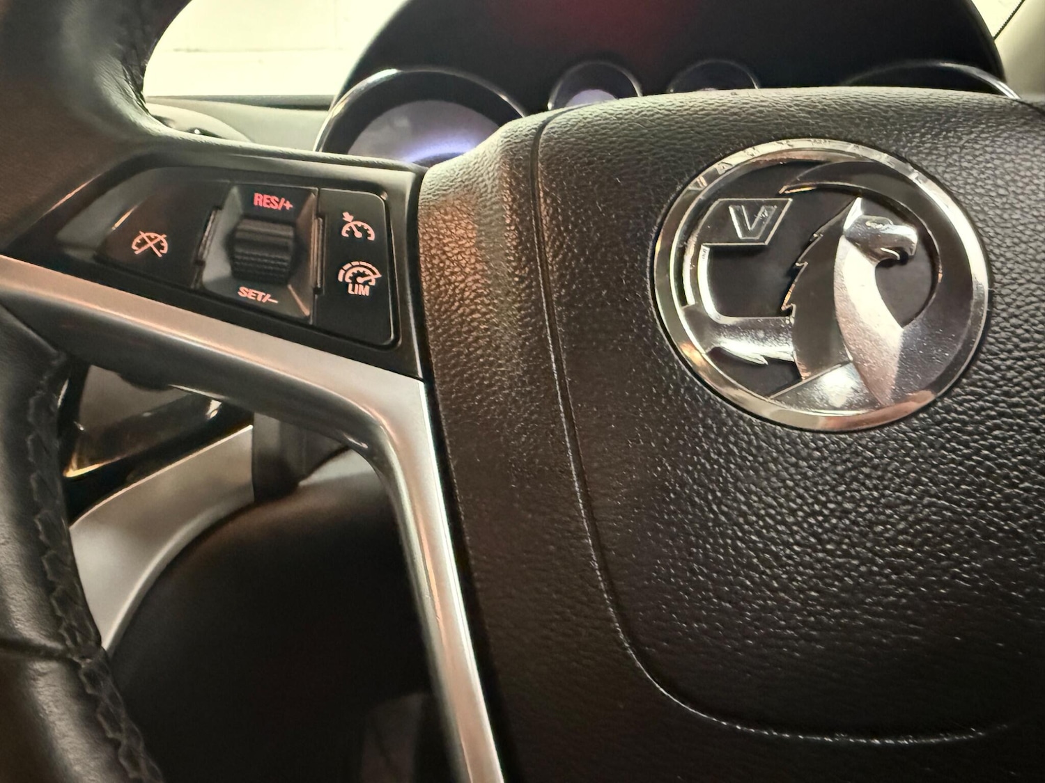 Used Vauxhall Astra 2015 for sale - 77625843: Photo 27