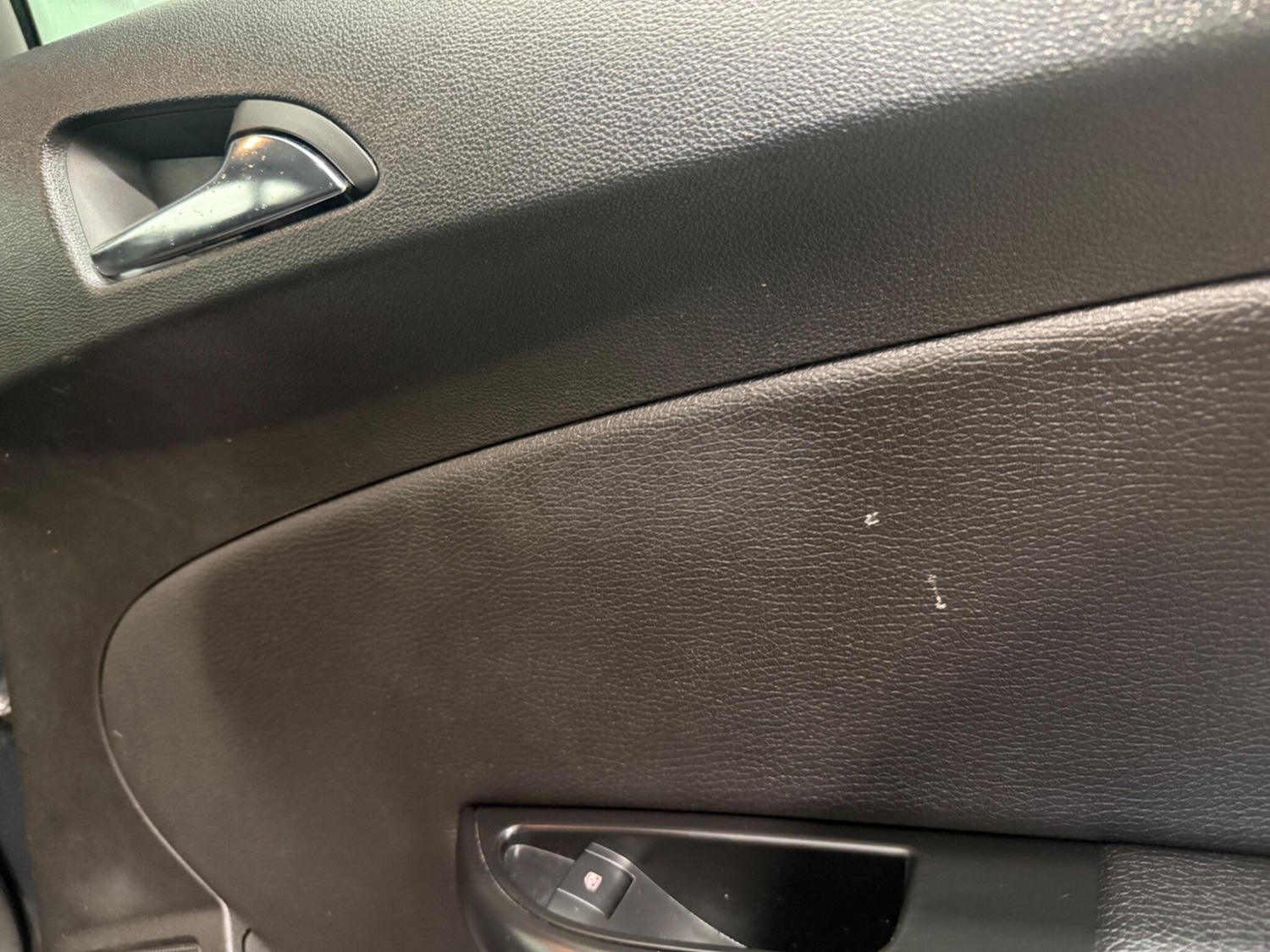 Used Vauxhall Astra 2015 for sale - 77625843: Photo 30