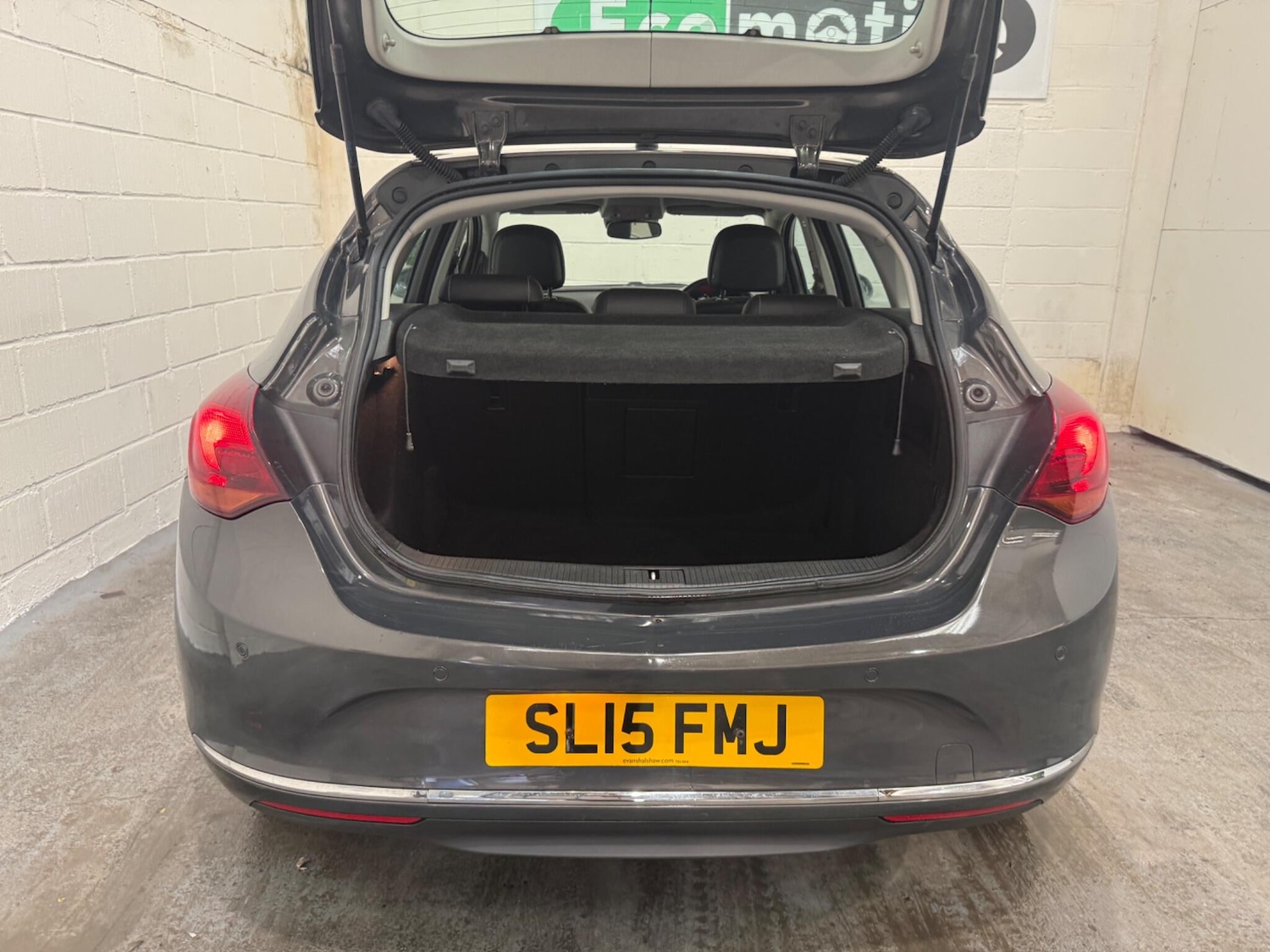 Used Vauxhall Astra 2015 for sale - 77625843: Photo 35