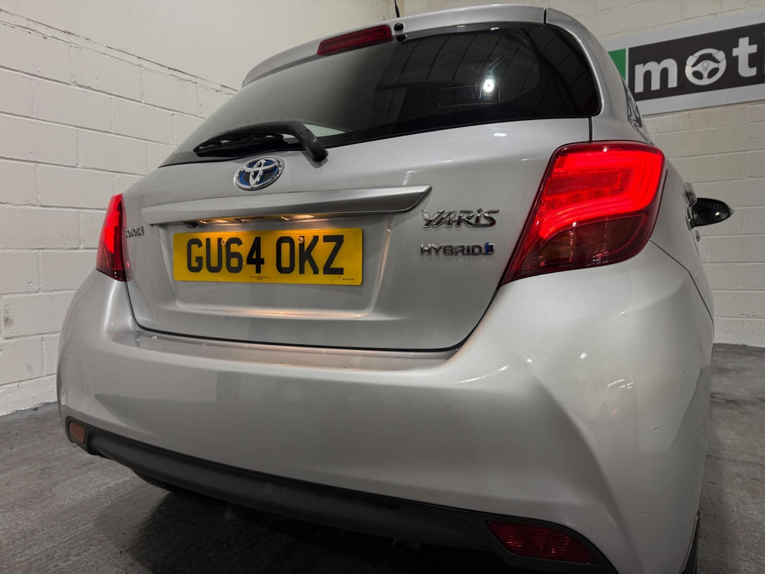 Used Toyota Yaris 2014 for sale - 76898825: Photo 12