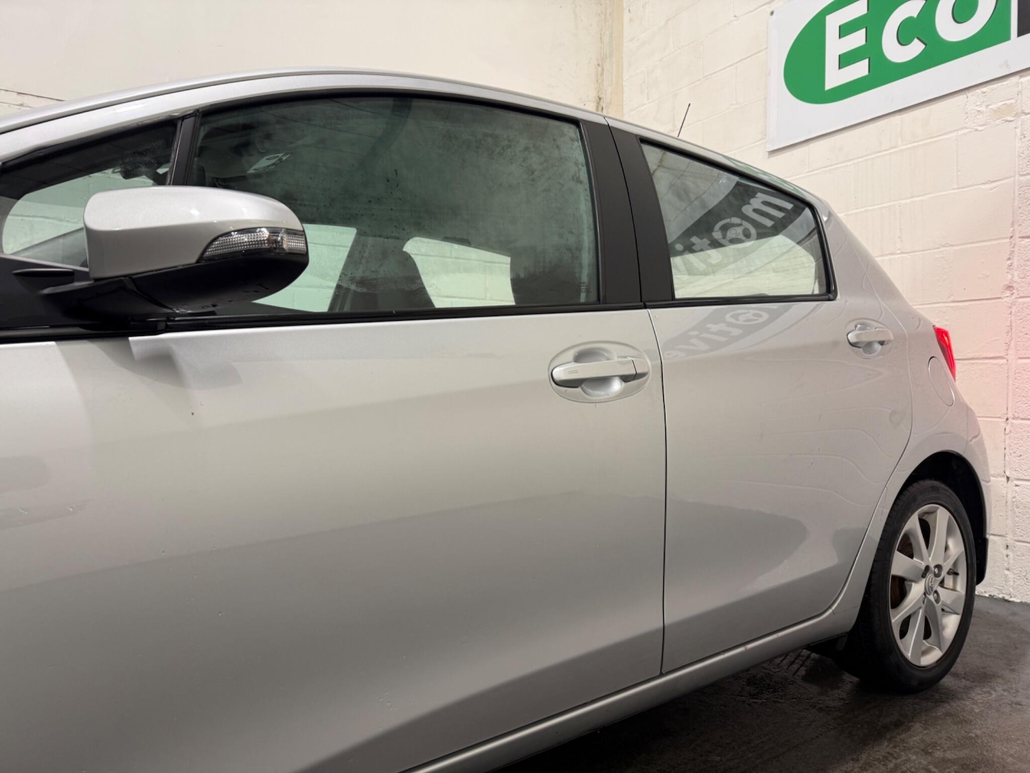 Used Toyota Yaris 2014 for sale - 76898825: Photo 15