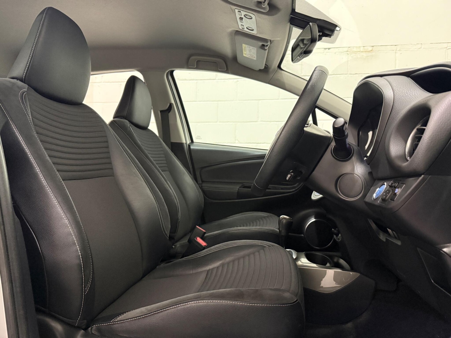 Used Toyota Yaris 2014 for sale - 76898825: Photo 22