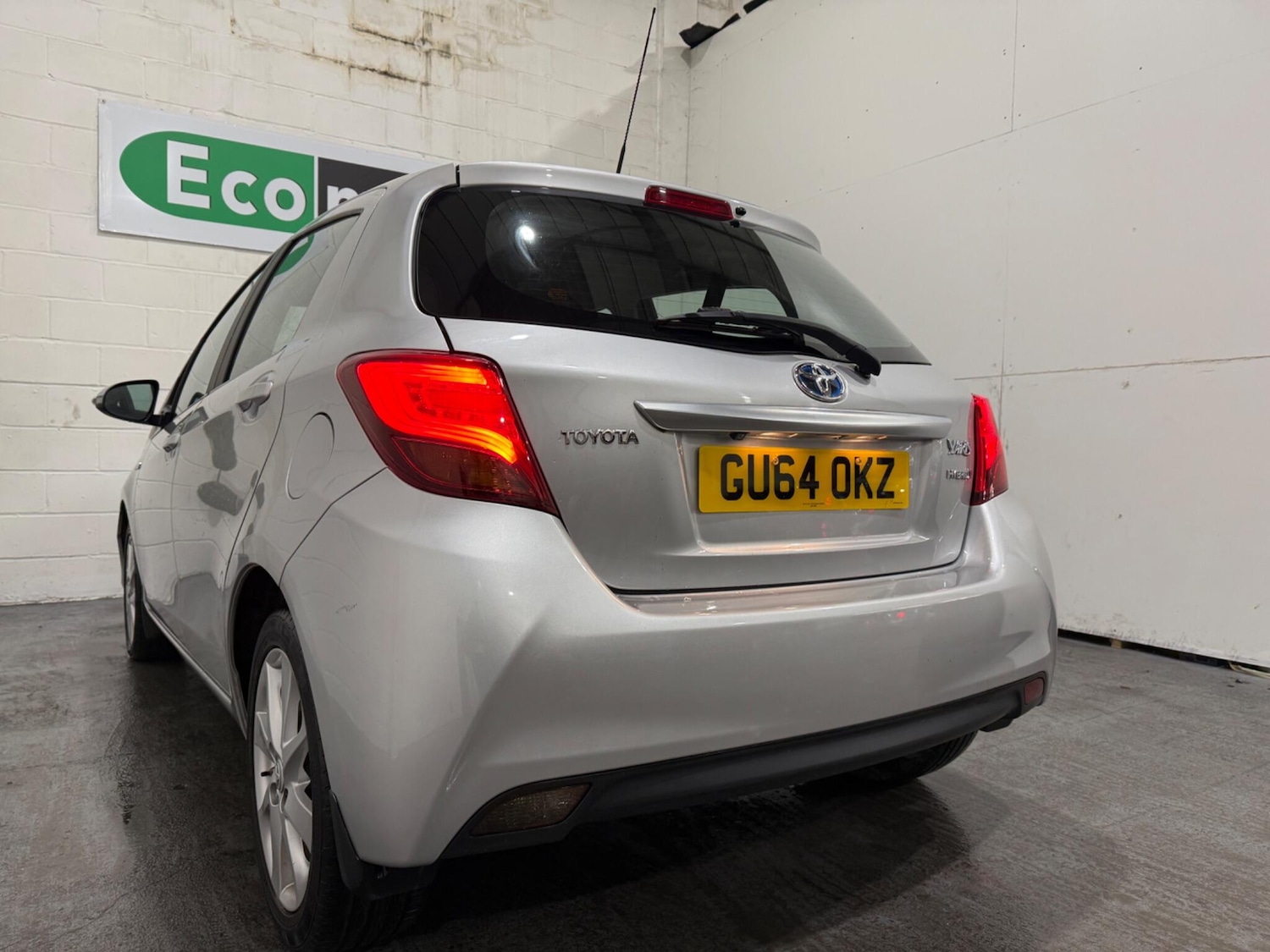 Used Toyota Yaris 2014 for sale - 76898825: Photo 6