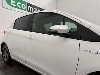 Used Toyota Yaris 2017 for sale - 79380601: Photo