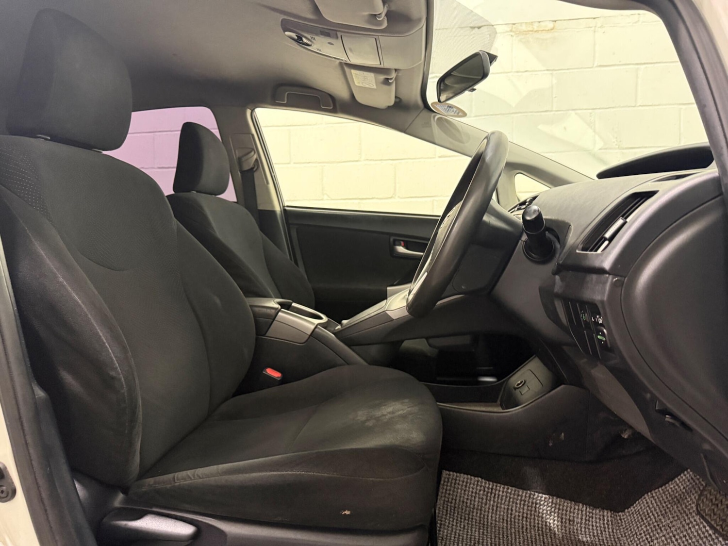 Used Toyota Prius 2014 for sale - 77305769: Photo 17