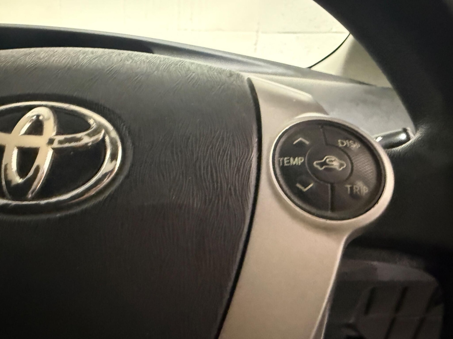 Used Toyota Prius 2014 for sale - 77305769: Photo 24