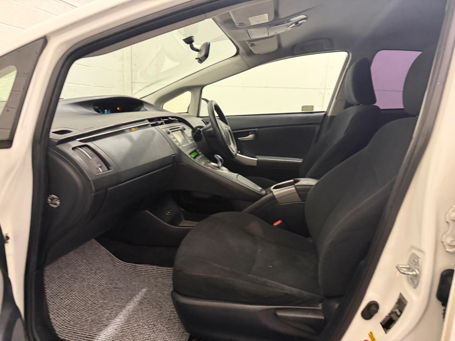 Used Toyota Prius 2014 for sale - 77305769: Photo 31