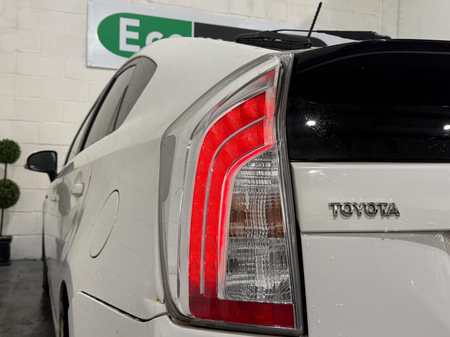 Used Toyota Prius 2014 for sale - 77305769: Photo 43