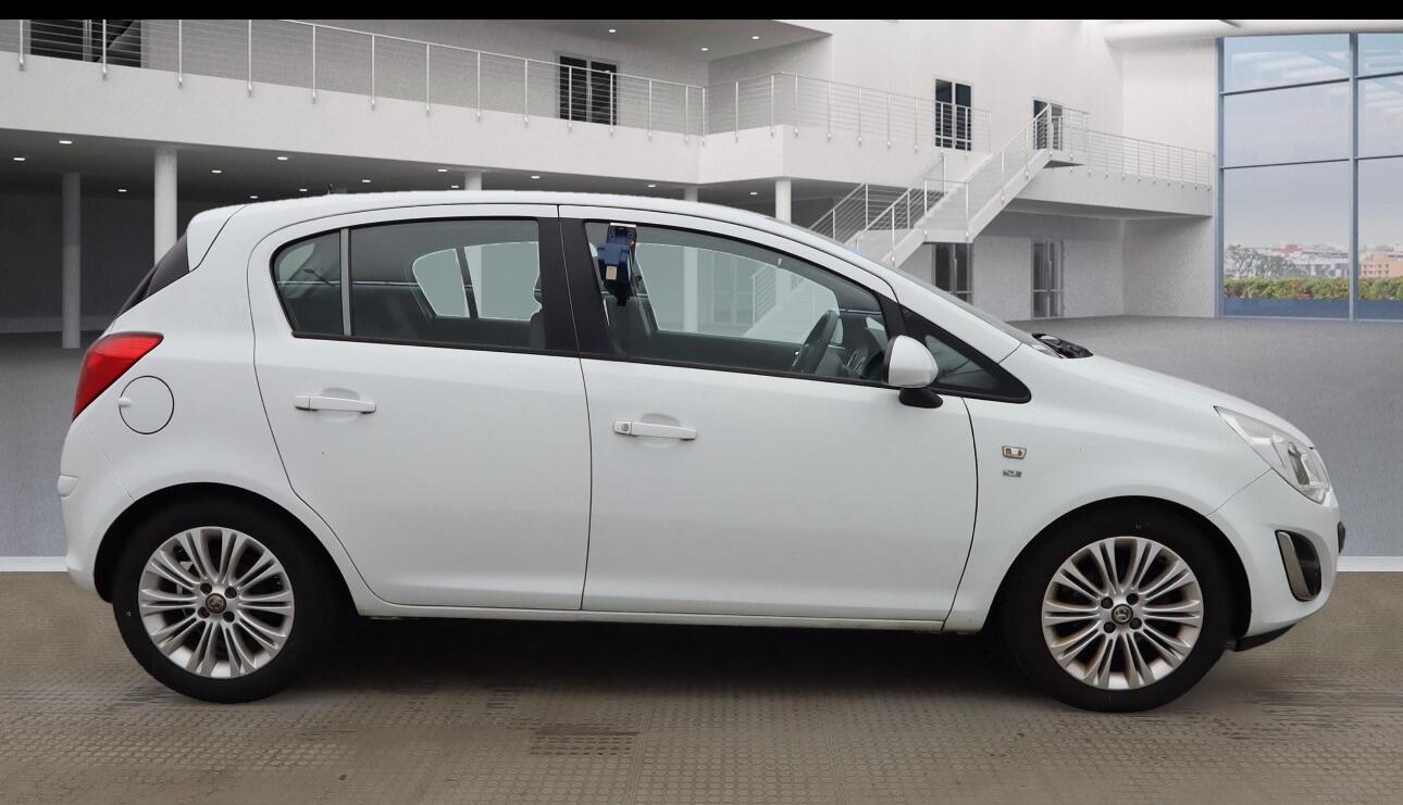 Used Vauxhall Corsa 2012 for sale - 76992038: Photo 3