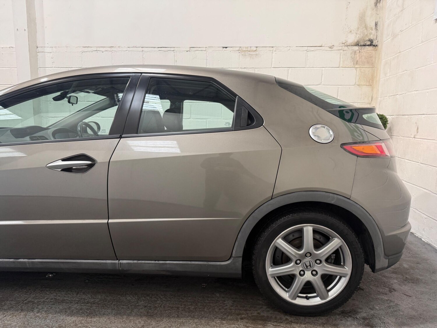 Used Honda Civic 2007 for sale - 77550665: Photo 25