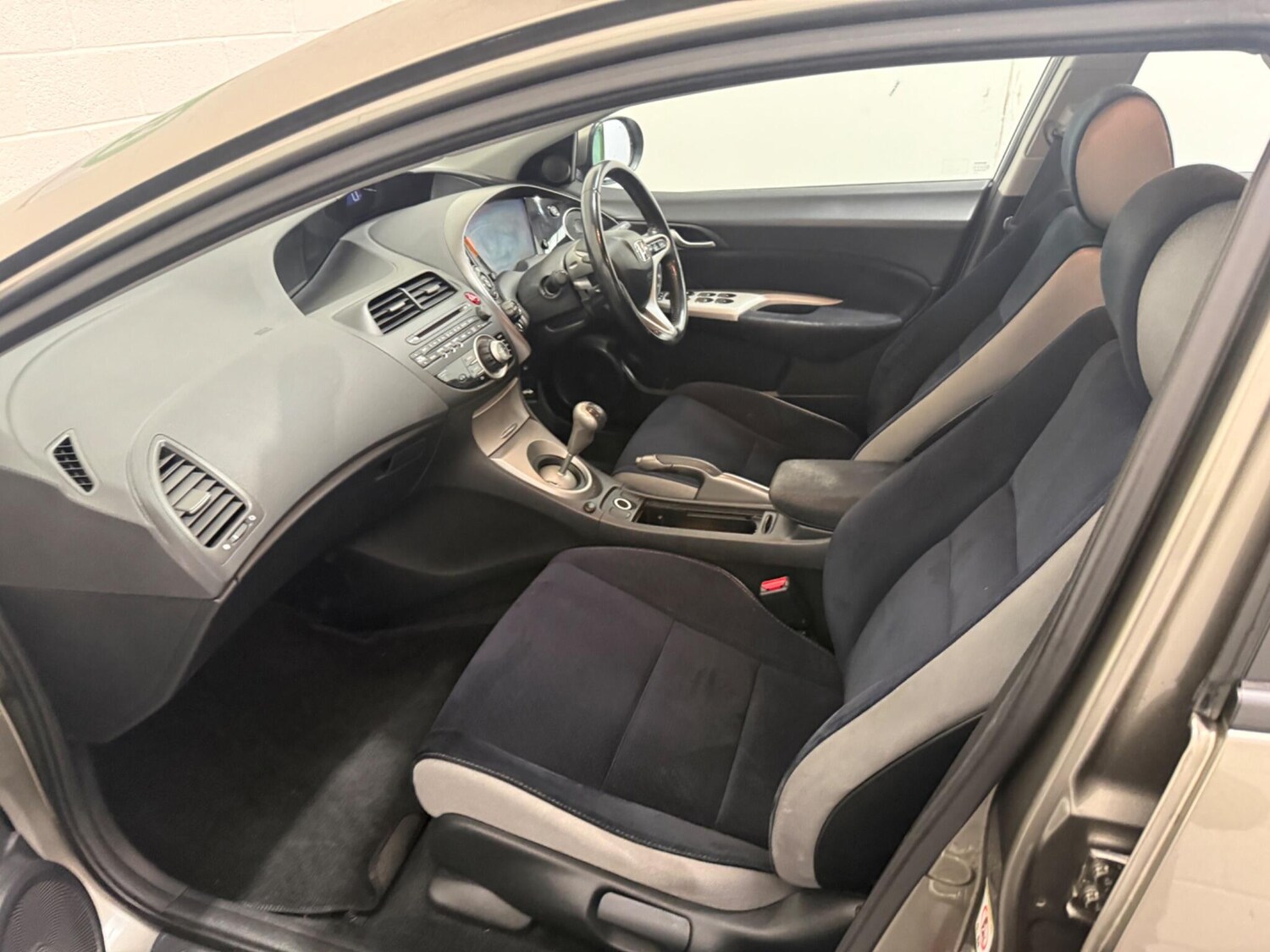 Used Honda Civic 2007 for sale - 77550665: Photo 34