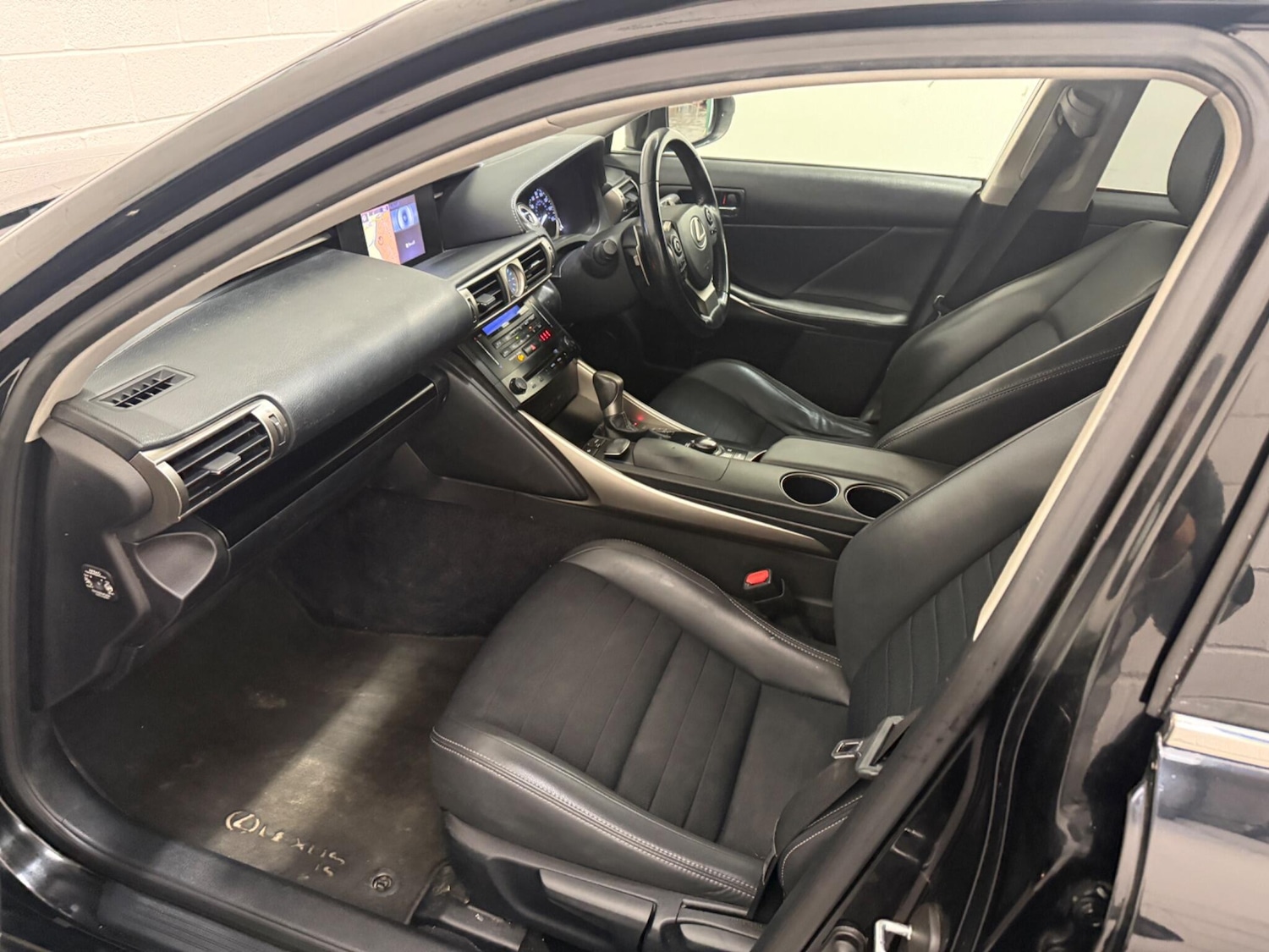 Used Lexus IS 2014 for sale - 78204430: Photo 37