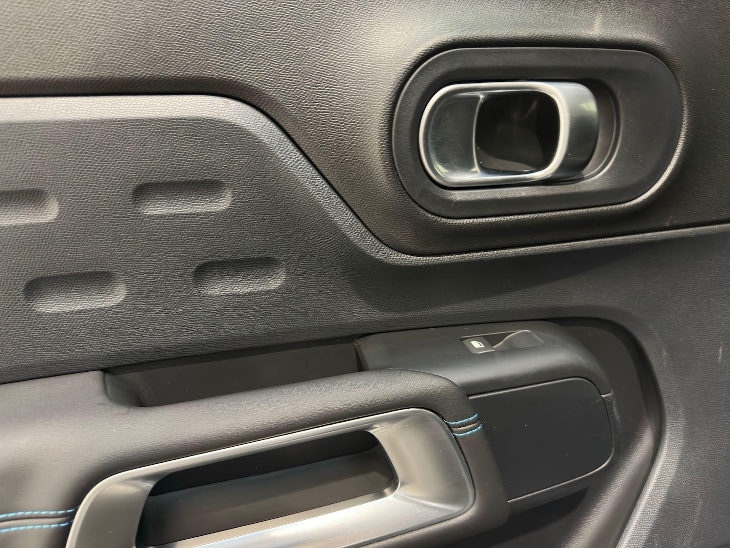 Used Citroen C5 Aircross 2023 for sale - 76753118: Photo 41