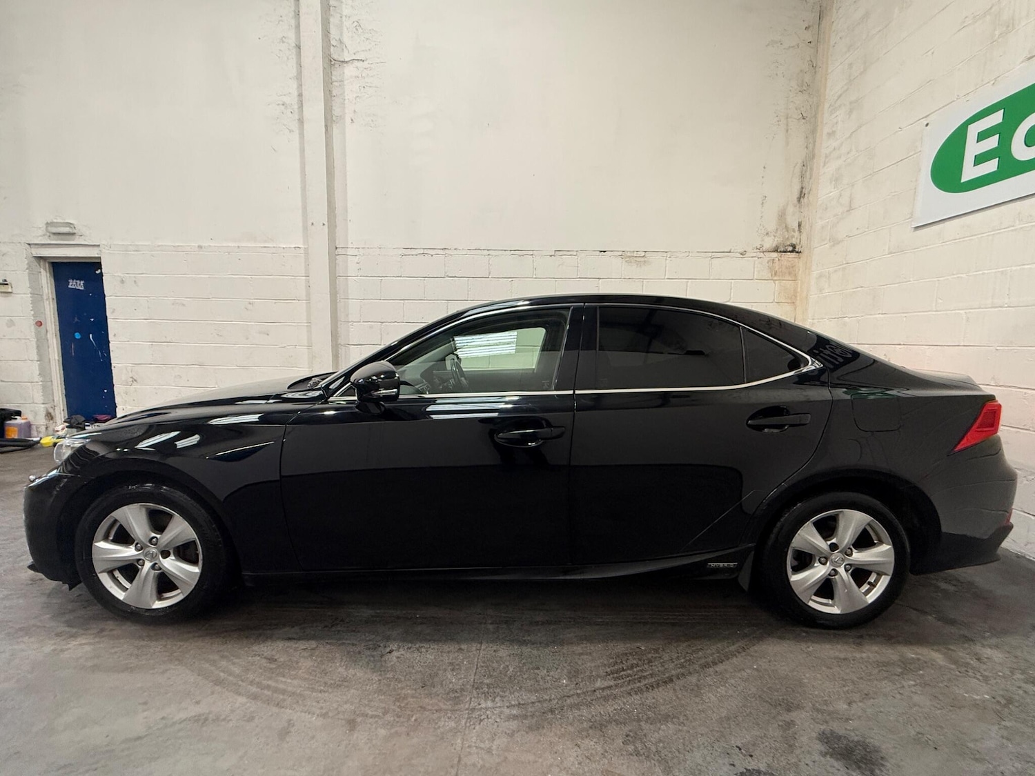 Used Lexus IS 2014 for sale - 77799305: Photo 6