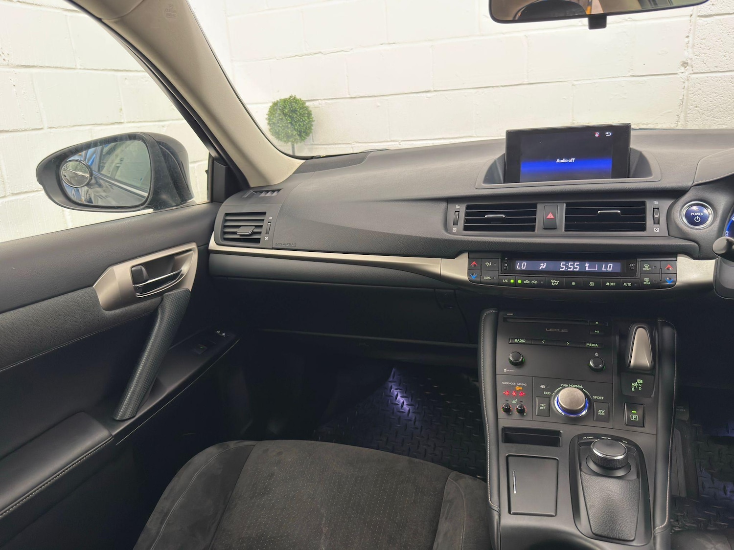 Vehicle 28